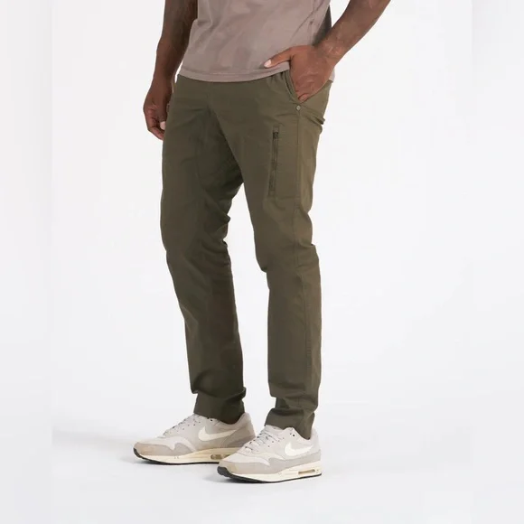 Vuori Ripstop Pants - Picture 3 of 9